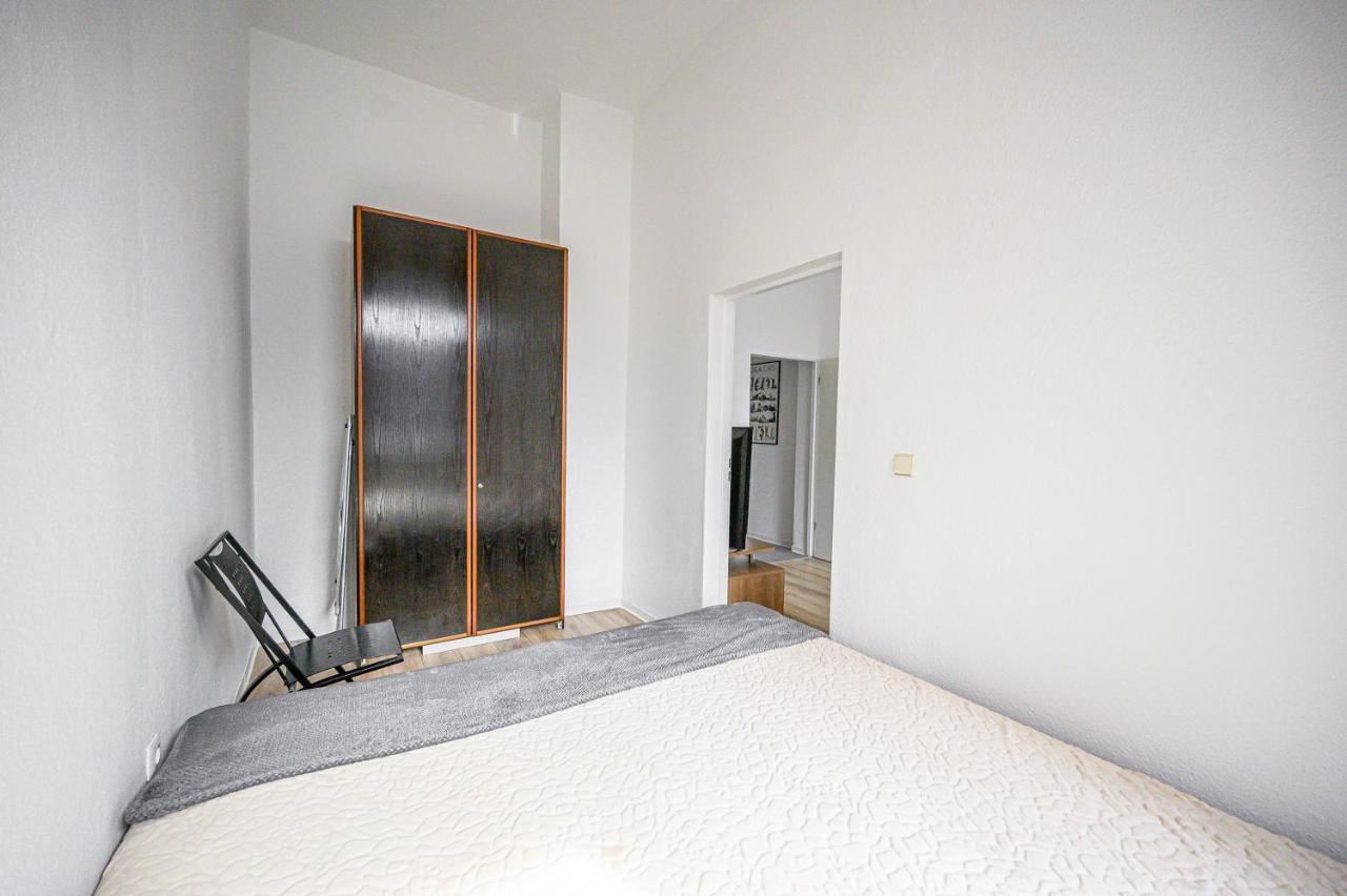 Kleine, Ruhig Gelegene Ferienwohnung In פלאואן מראה חיצוני תמונה